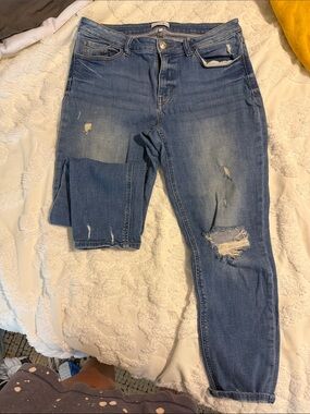 Studio Blue Women's Straight Leg Jeans in Light Blue